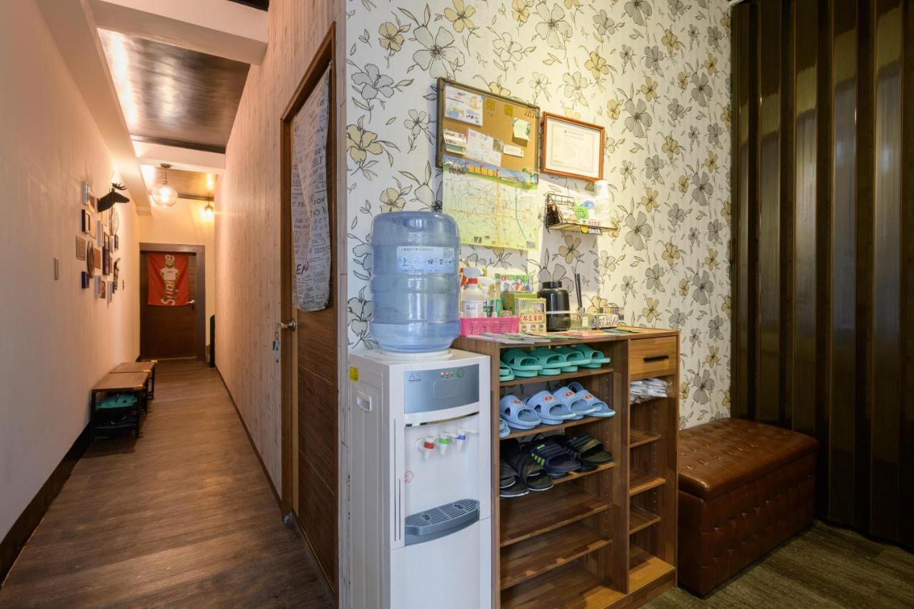 羅東夜市 小宅一生民宿 Night Market Small House Lifetime Hotel Luodong Zewnętrze zdjęcie