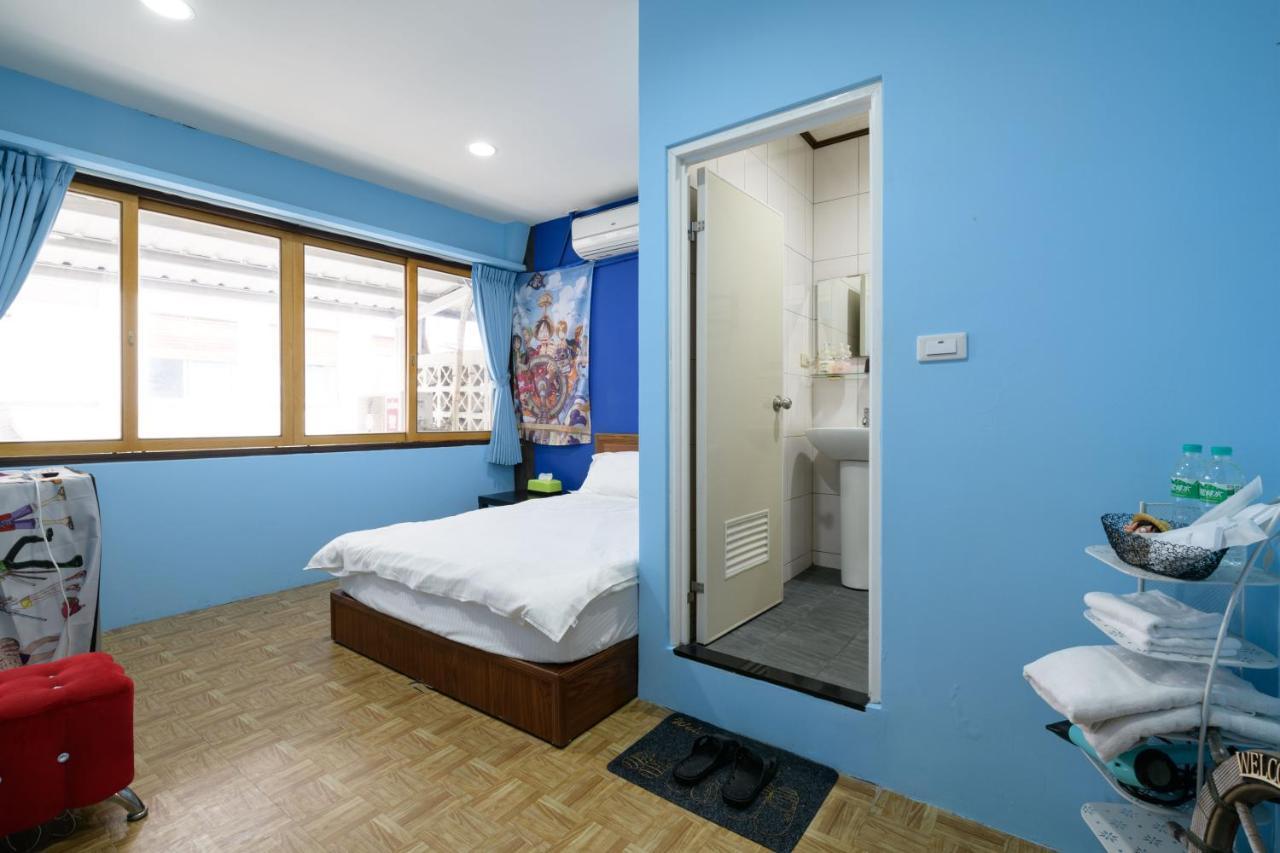 羅東夜市 小宅一生民宿 Night Market Small House Lifetime Hotel Luodong Zewnętrze zdjęcie