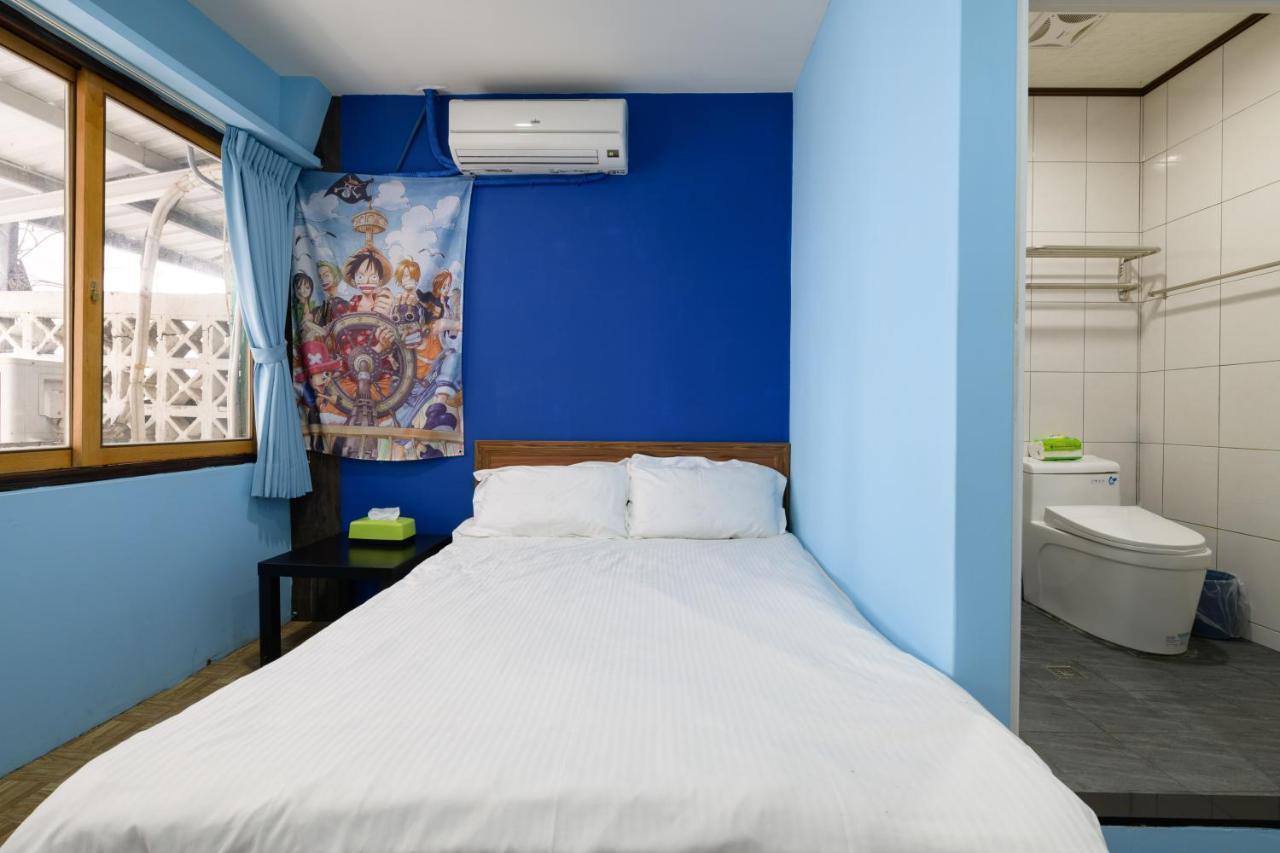 羅東夜市 小宅一生民宿 Night Market Small House Lifetime Hotel Luodong Zewnętrze zdjęcie